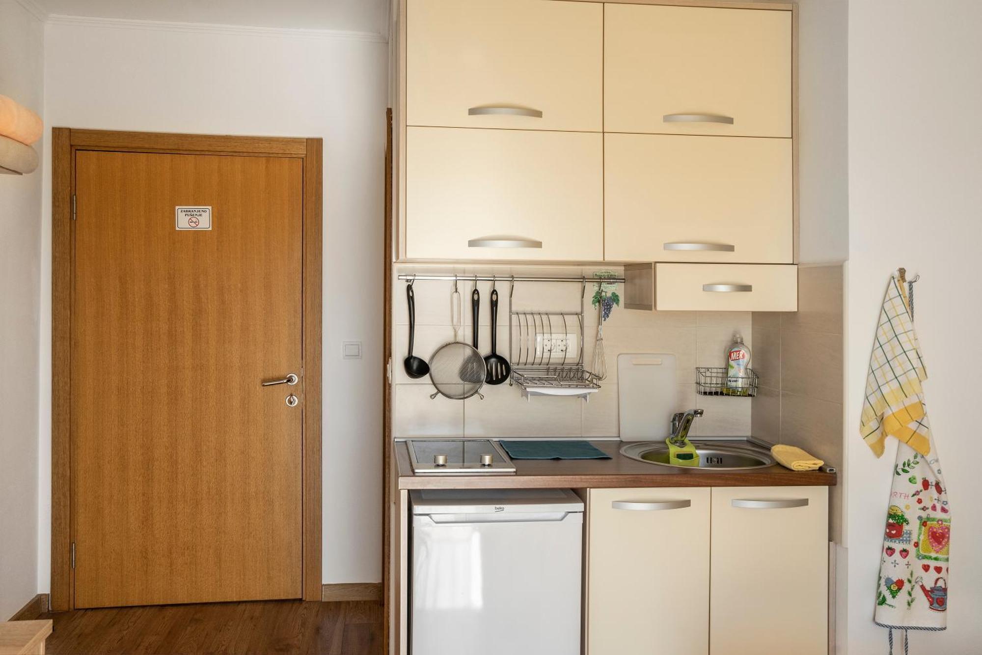 Apartments Viktoria Tivat Eksteriør billede